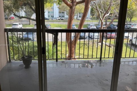 Copropriété à vendre à Miami, Floride: 2 chambres, 86.96 m2 № 2036271 - photo 7