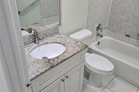 Copropriété à vendre à Miami, Floride: 2 chambres, 86.96 m2 № 2036271 - photo 5