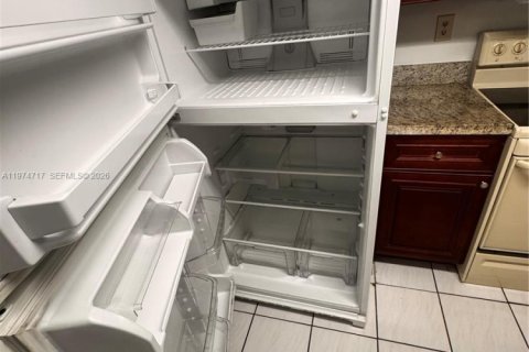 Copropriété à vendre à Miami, Floride: 2 chambres, 86.96 m2 № 2036271 - photo 4