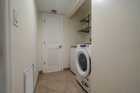 Adosado en venta en Boca Raton, Florida, 3 dormitorios, 202.62 m2 № 2146130 - foto 10