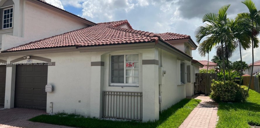 Touwnhouse à Doral, Floride 2 chambres, 85.75 m2 № 1776221