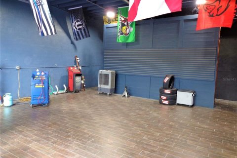 Commercial property in Tampa, Florida 144.93 sq.m. № 215055 - photo 19