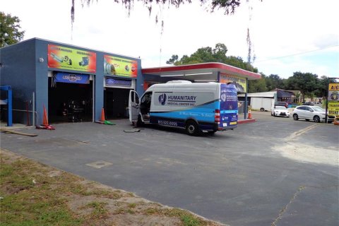 Commercial property in Tampa, Florida 144.93 sq.m. № 215055 - photo 2