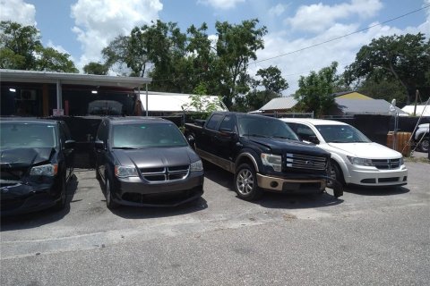 Commercial property in Tampa, Florida 144.93 sq.m. № 215055 - photo 28
