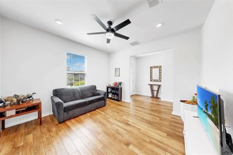 House in Wesley Chapel, Florida 4 bedrooms, 265.79 sq.m. № 1751274 - photo 7