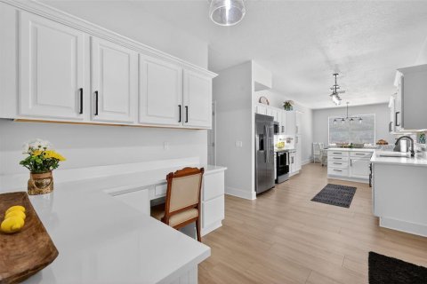 Купить виллу или дом в Окленд, Флорида 3 комнаты, 229.38м2, № 2203528 - фото 22