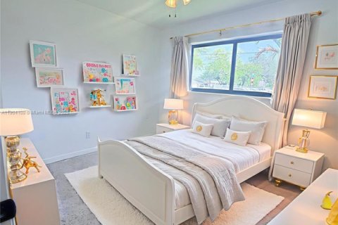 Villa ou maison à louer à Miami, Floride: 4 chambres, 133.22 m2 № 1956786 - photo 5