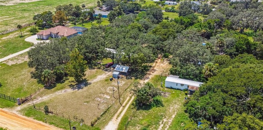 Immobilier commercial à Davenport, Floride 10 chambres, 261.98 m2 № 1917184