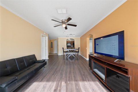 Condo in Orlando, Florida, 3 bedrooms № 2092470 - photo 21