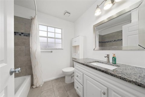 Condo in Orlando, Florida, 3 bedrooms № 2092470 - photo 26
