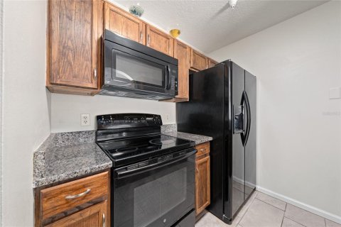 Condo in Orlando, Florida, 3 bedrooms № 2092470 - photo 17