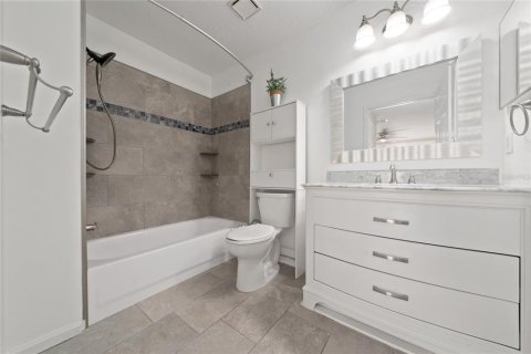 Condo in Orlando, Florida, 3 bedrooms № 2092470 - photo 30