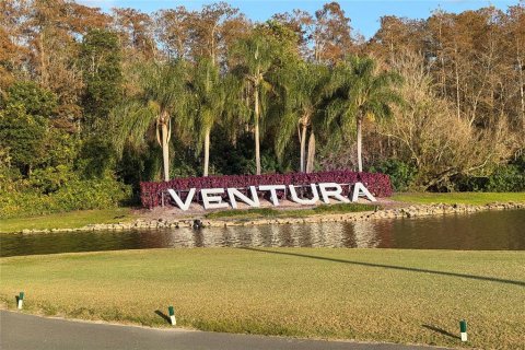 Condo in Orlando, Florida, 3 bedrooms № 2092470 - photo 7