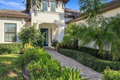 Villa ou maison à louer à Sarasota, Floride: 3 chambres, 251.86 m2 № 2434463 - photo 2