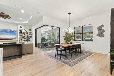 Villa ou maison à louer à Sarasota, Floride: 3 chambres, 251.86 m2 № 2434463 - photo 8