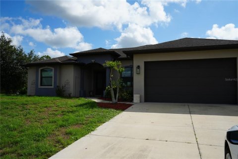 Villa ou maison à vendre à North Port, Floride: 3 chambres, 197.7 m2 № 1805124 - photo 1