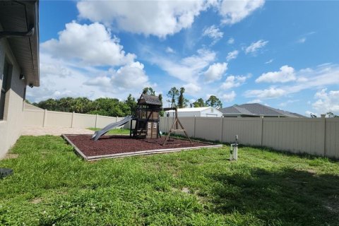 Villa ou maison à vendre à North Port, Floride: 3 chambres, 197.7 m2 № 1805124 - photo 5