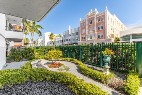Condominio en venta en Miami Beach, Florida, 1 dormitorio, 66.89 m2 № 2027825 - foto 26