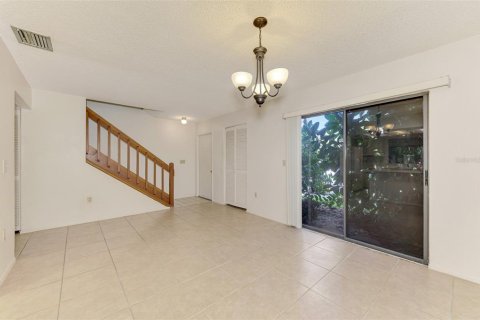 Touwnhouse à vendre à Sarasota, Floride: 3 chambres, 143.53 m2 № 1902651 - photo 7