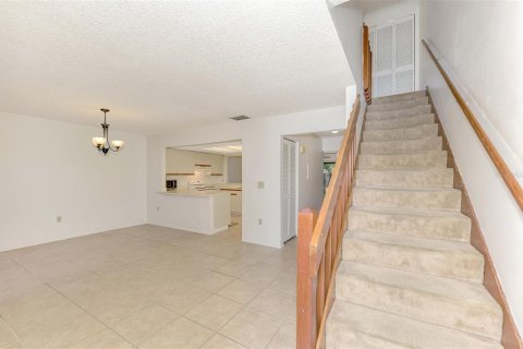Touwnhouse à vendre à Sarasota, Floride: 3 chambres, 143.53 m2 № 1902651 - photo 4