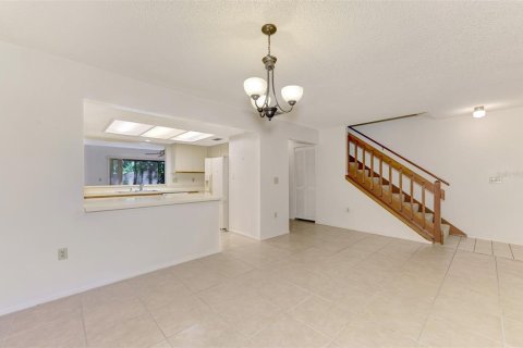 Touwnhouse à vendre à Sarasota, Floride: 3 chambres, 143.53 m2 № 1902651 - photo 8