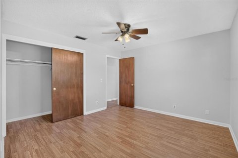 House in Brandon, Florida 3 bedrooms, 121.24 sq.m. № 2324092 - photo 20