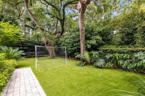 Villa ou maison à vendre à Coral Gables, Floride: 5 chambres, 417.5 m2 № 1982736 - photo 17