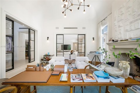 Villa ou maison à vendre à Coral Gables, Floride: 5 chambres, 417.5 m2 № 1982736 - photo 21
