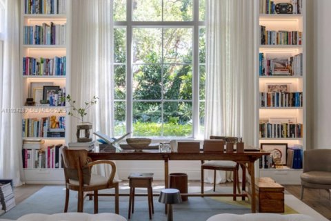 Villa ou maison à vendre à Coral Gables, Floride: 5 chambres, 417.5 m2 № 1982736 - photo 26