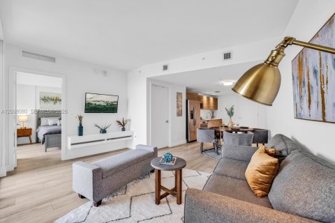 Copropriété à louer à Miami, Floride: 1 chambre, 63.27 m2 № 2393129 - photo 5