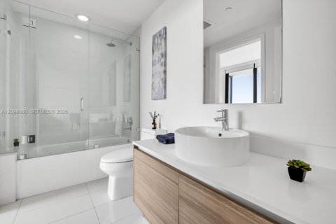 Copropriété à louer à Miami, Floride: 1 chambre, 63.27 m2 № 2393129 - photo 9