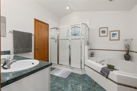 Villa ou maison à vendre à Kissimmee, Floride: 3 chambres, 177.81 m2 № 2400955 - photo 11