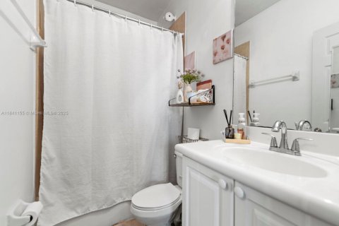 Купить таунхаус в Дорал, Флорида 3 спальни, 135.64м2, № 1830327 - фото 10