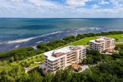 Condo in Longboat Key, Florida, 2 bedrooms  № 2266559