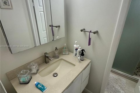 Apartamento en alquiler en Plantation, Florida, 2 dormitorios, 90.12 m2 № 2080328 - foto 15