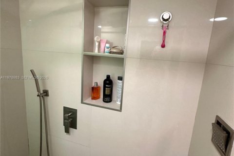 Apartamento en alquiler en Plantation, Florida, 2 dormitorios, 90.12 m2 № 2080328 - foto 16