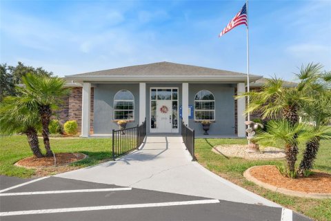 House in Zephyrhills, Florida 2 bedrooms, 133.22 sq.m. № 1746984 - photo 30