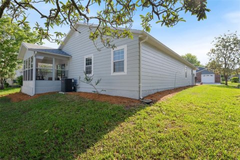 House in Zephyrhills, Florida 2 bedrooms, 133.22 sq.m. № 1746984 - photo 29