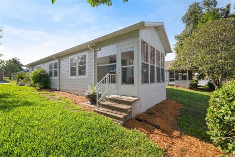 House in Zephyrhills, Florida 2 bedrooms, 133.22 sq.m. № 1746984 - photo 28