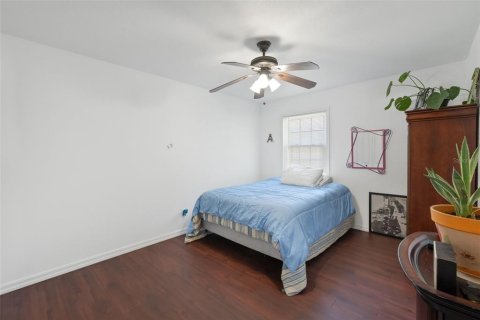 House in Zephyrhills, Florida 2 bedrooms, 133.22 sq.m. № 1746984 - photo 21