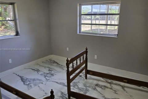 Villa ou maison à vendre à Miami, Floride: 3 chambres, 118.17 m2 № 2014922 - photo 23
