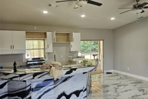 Villa ou maison à vendre à Miami, Floride: 3 chambres, 118.17 m2 № 2014922 - photo 26