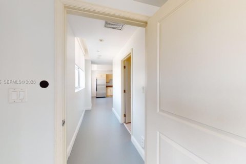 Condominio en venta en Miami, Florida, 1 dormitorio, 71.91 m2 № 1995175 - foto 15