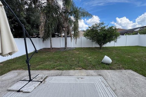 House in Davenport, Florida 4 bedrooms, 154.31 sq.m. № 2379323 - photo 16