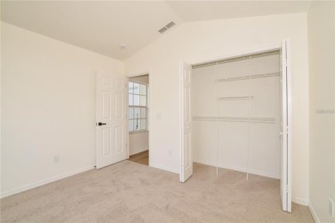 House in Davenport, Florida 4 bedrooms, 154.31 sq.m. № 2379323 - photo 14