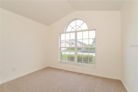 House in Davenport, Florida 4 bedrooms, 154.31 sq.m. № 2379323 - photo 12