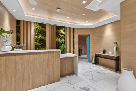 Copropriété à vendre à Miami, Floride: 1 chambre, 75.62 m2 № 2063208 - photo 3