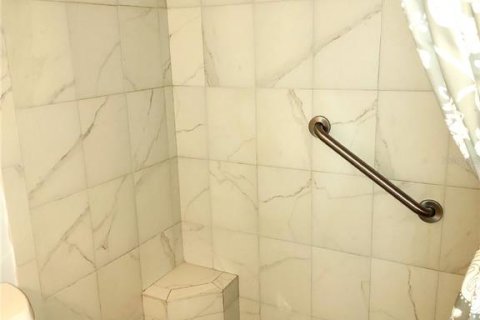 Copropriété à vendre à Bradenton, Floride: 2 chambres, 101.82 m2 № 2142840 - photo 23