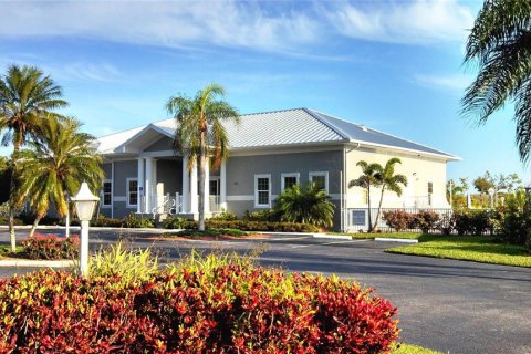 Copropriété à vendre à Bradenton, Floride: 2 chambres, 101.82 m2 № 2142840 - photo 26