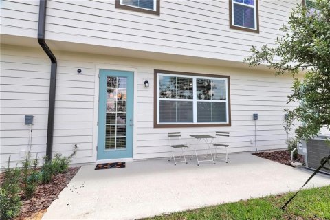 Townhouse in Davenport, Florida 3 bedrooms, 153.57 sq.m. № 1778364 - photo 23